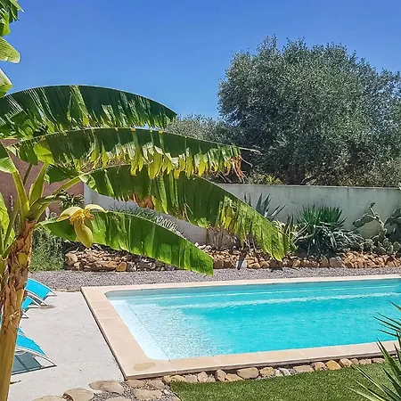 Stunning In Daude With Wifi Salles-d'Aude