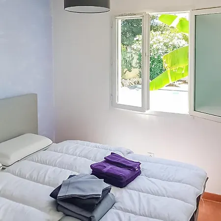 Holiday home Stunning In Daude With Wifi